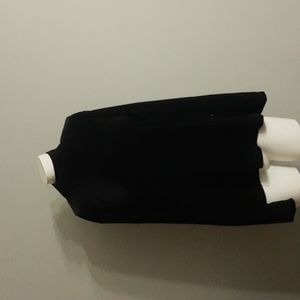 Appleseed Woman's Crushed Black Velvet Turtleneck Holiday Top, Size Large.